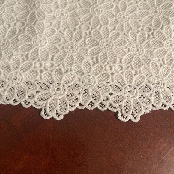 Crop Top Womens L White Sleeveless Lace Elegant Floral Design Forever 21 - Picture 12 of 12